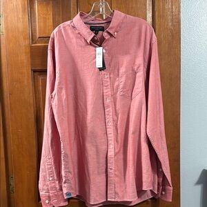 Banana Republic Men's Pink Button-Down Shirt